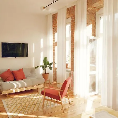 Sloneczna Kamienica * فروتسواف